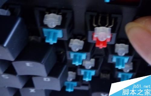 機(jī)械鍵盤(pán)更換背光LED與機(jī)械軸圖文教程