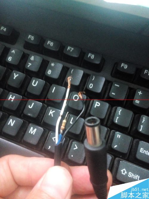 HP筆記本的三芯電源怎么改二芯實(shí)現(xiàn)充電？