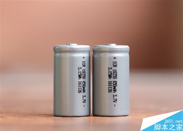 小蟻運(yùn)動相機(jī)專用手持云臺開箱圖賞:799元絕佳搭檔