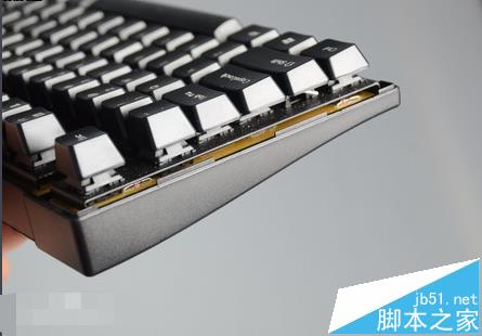 機(jī)械鍵盤(pán)怎么調(diào)背光? 機(jī)械鍵盤(pán)燈光切換技巧