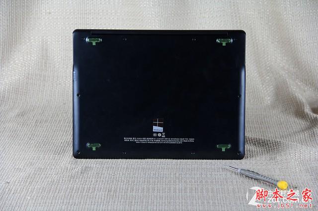 三星ATIV Book 930X怎么樣？三星ATIV Book 930X拆機教程解析