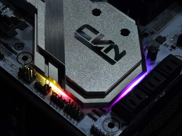 七彩虹CVN Z590M FROZEN主板怎么樣 七彩虹CVN Z590M FROZEN主板評測